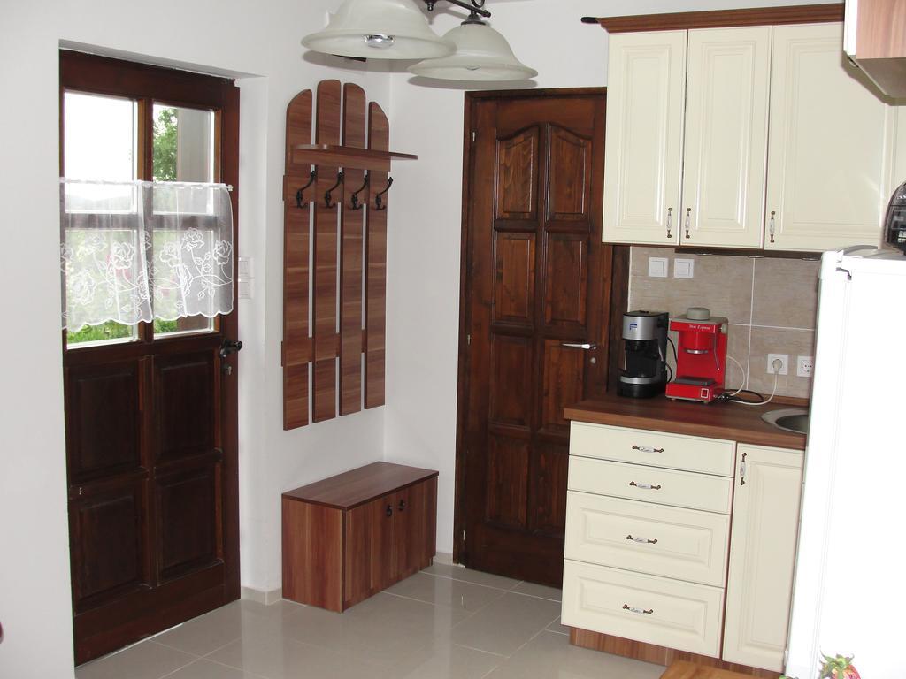 Apartament Voeroesmal Vendeghaz Balatonfüred Pokój zdjęcie