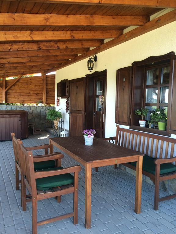 Apartament Voeroesmal Vendeghaz Balatonfüred Zewnętrze zdjęcie